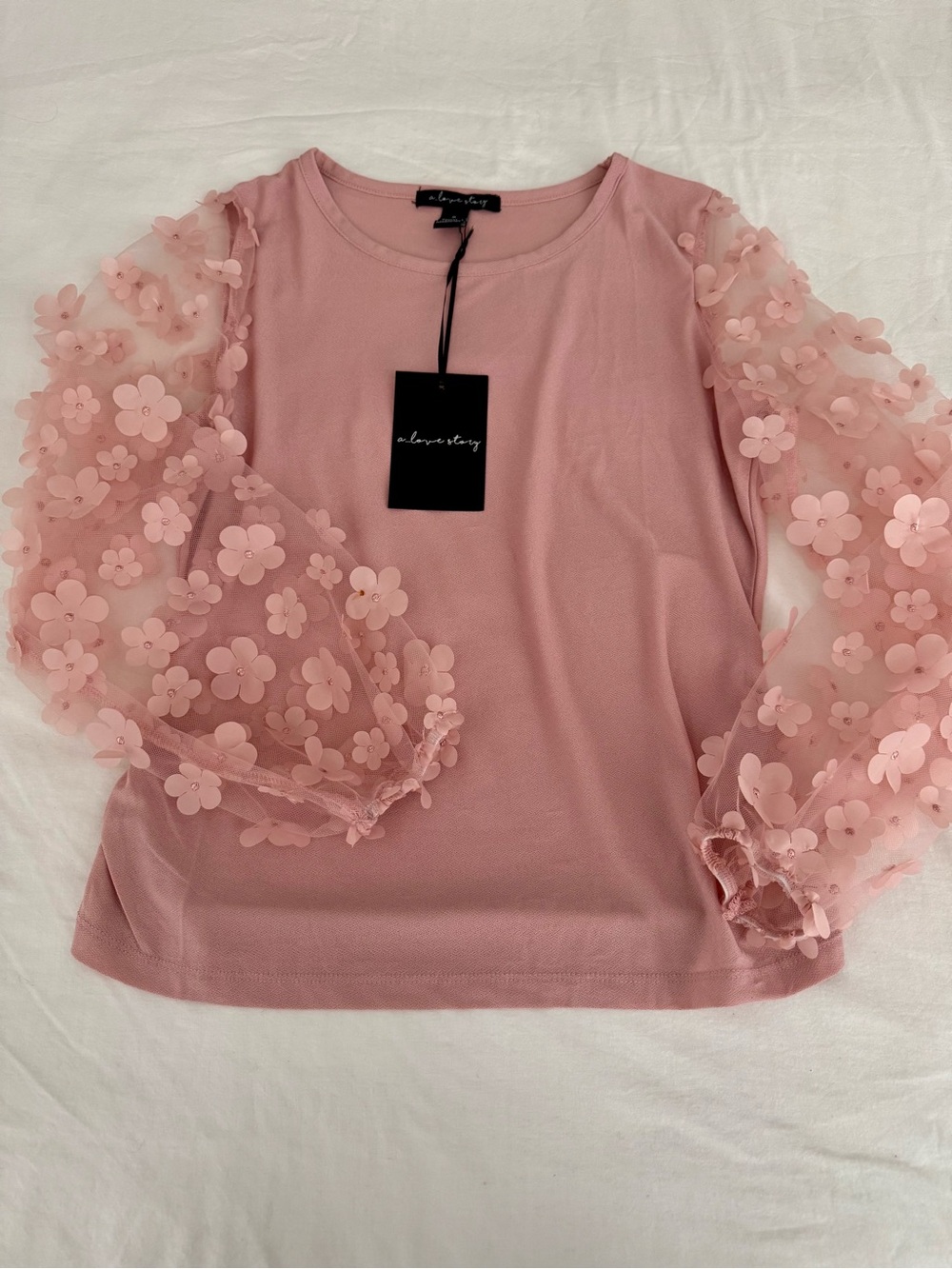 NWT A Love Story Pink 3D Romantic Floral Applique Sheer Sleeve Ruched Top Size M
